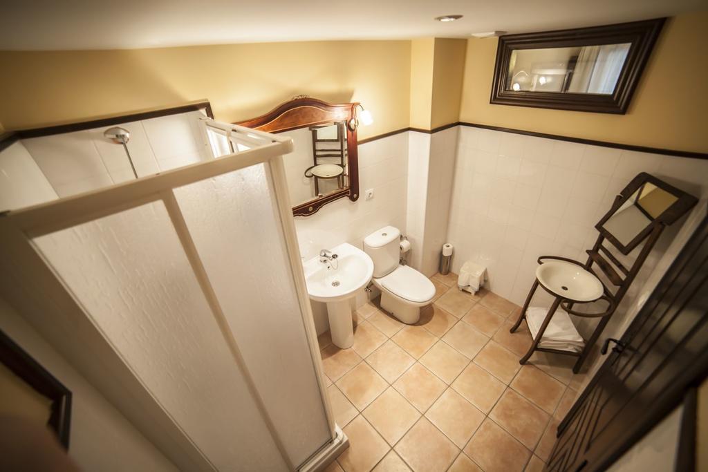 Apartamentos Cine Capicol Albarracín Esterno foto