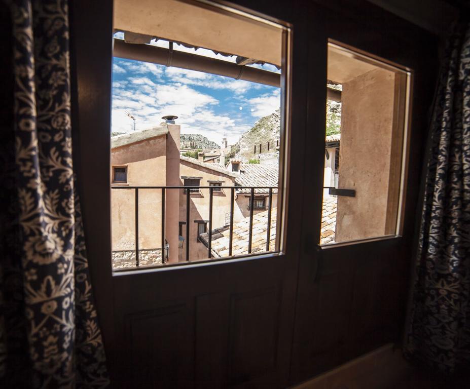 Apartamentos Cine Capicol Albarracín Esterno foto