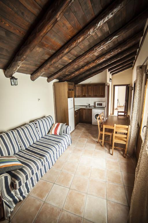 Apartamentos Cine Capicol Albarracín Esterno foto